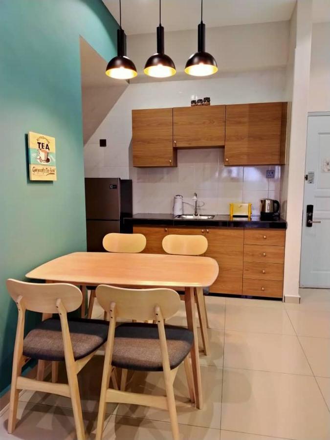 Apartment Austin Mahkota
