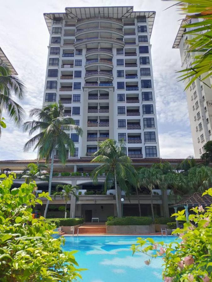 Apartment Austin Mahkota