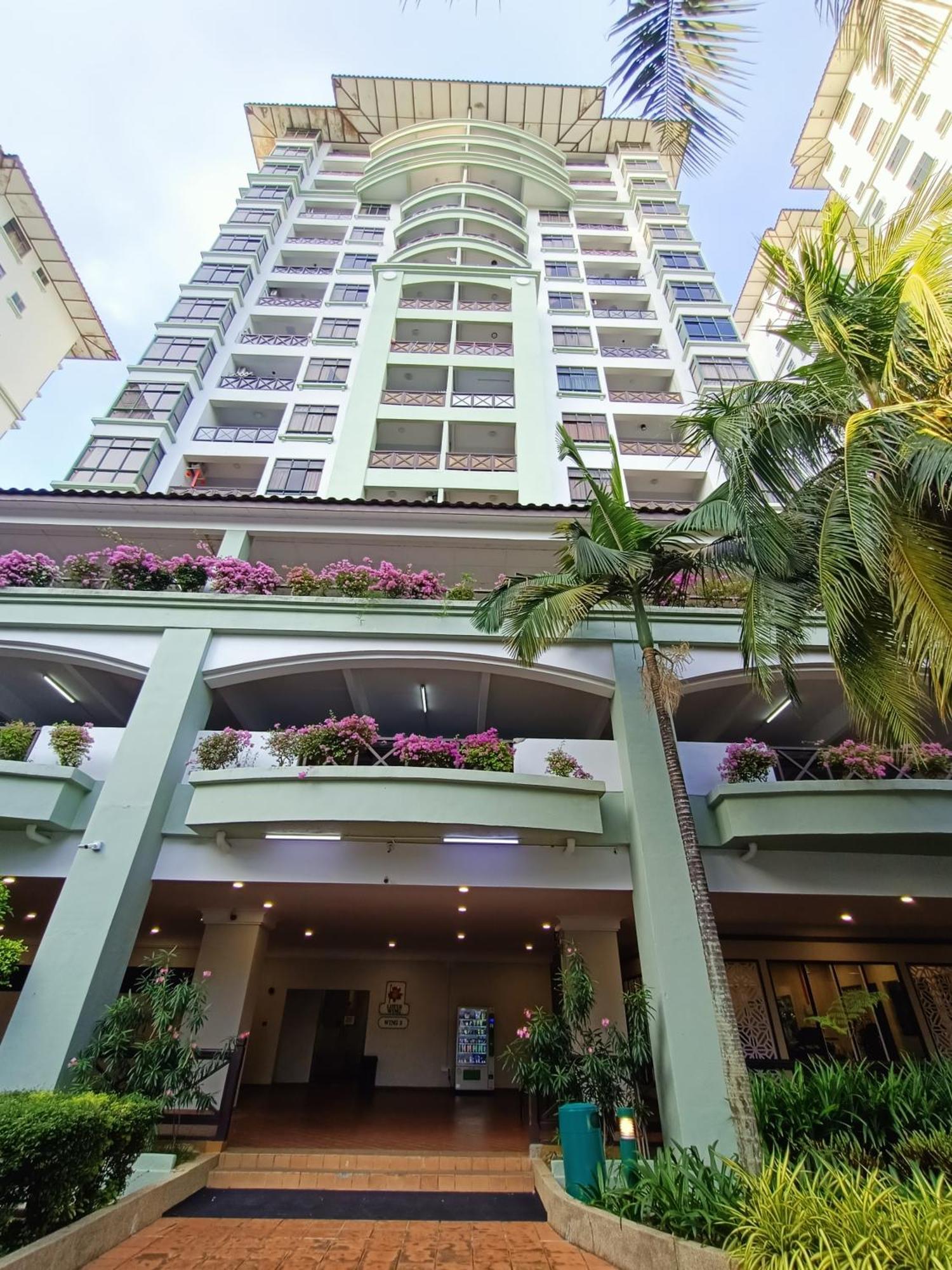 Austin Mahkota * Malacca